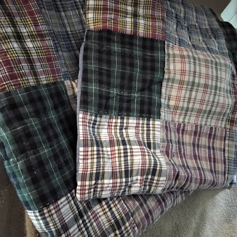 Quilted pillow shams